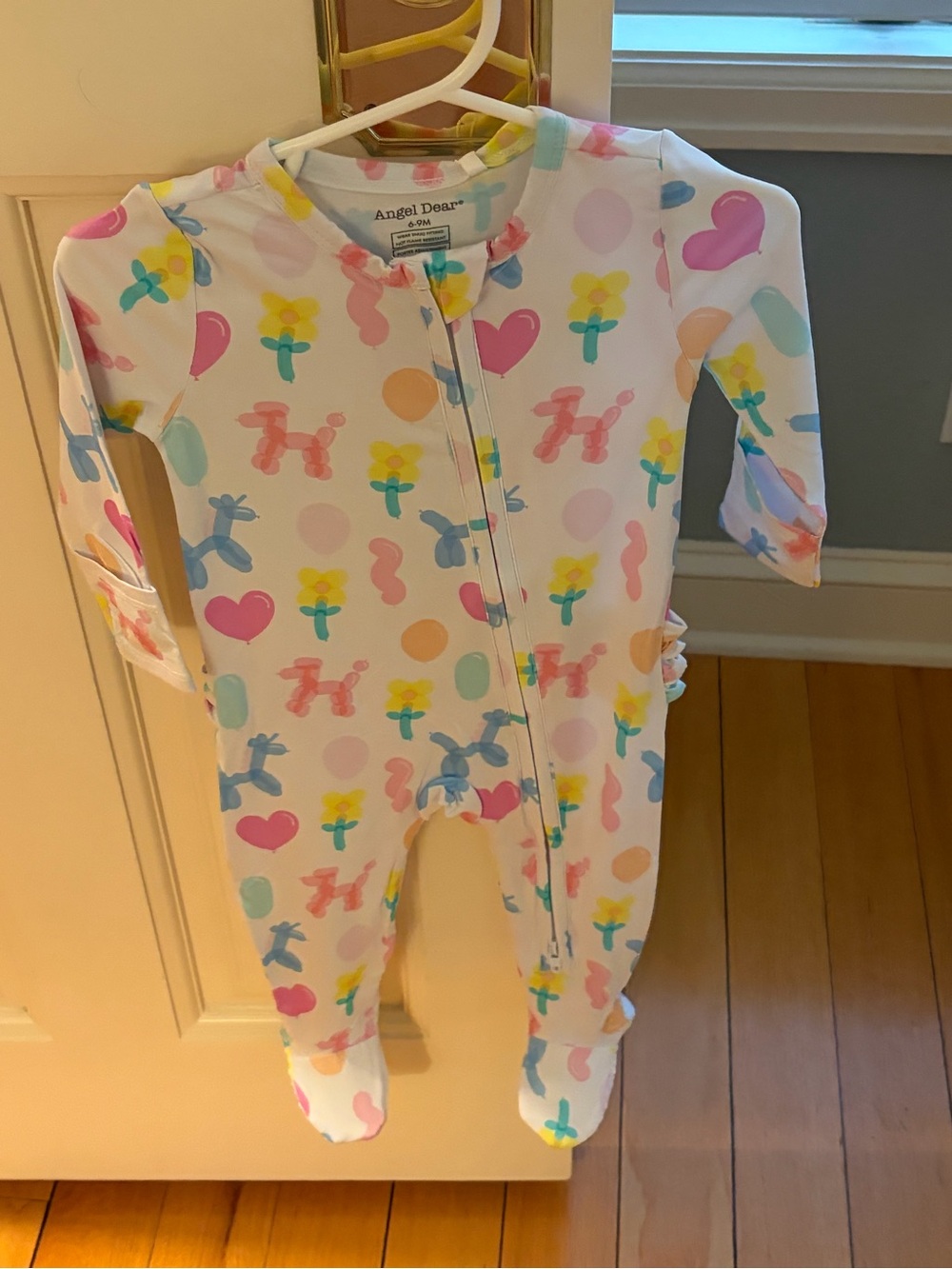 NWT Angel Dear Bamboo Ruffle Back Balloon Animal Print Footie Pajama Size 6-9M